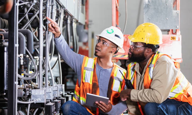 Best Affordable Emergency Electrician  in Marceline, MO